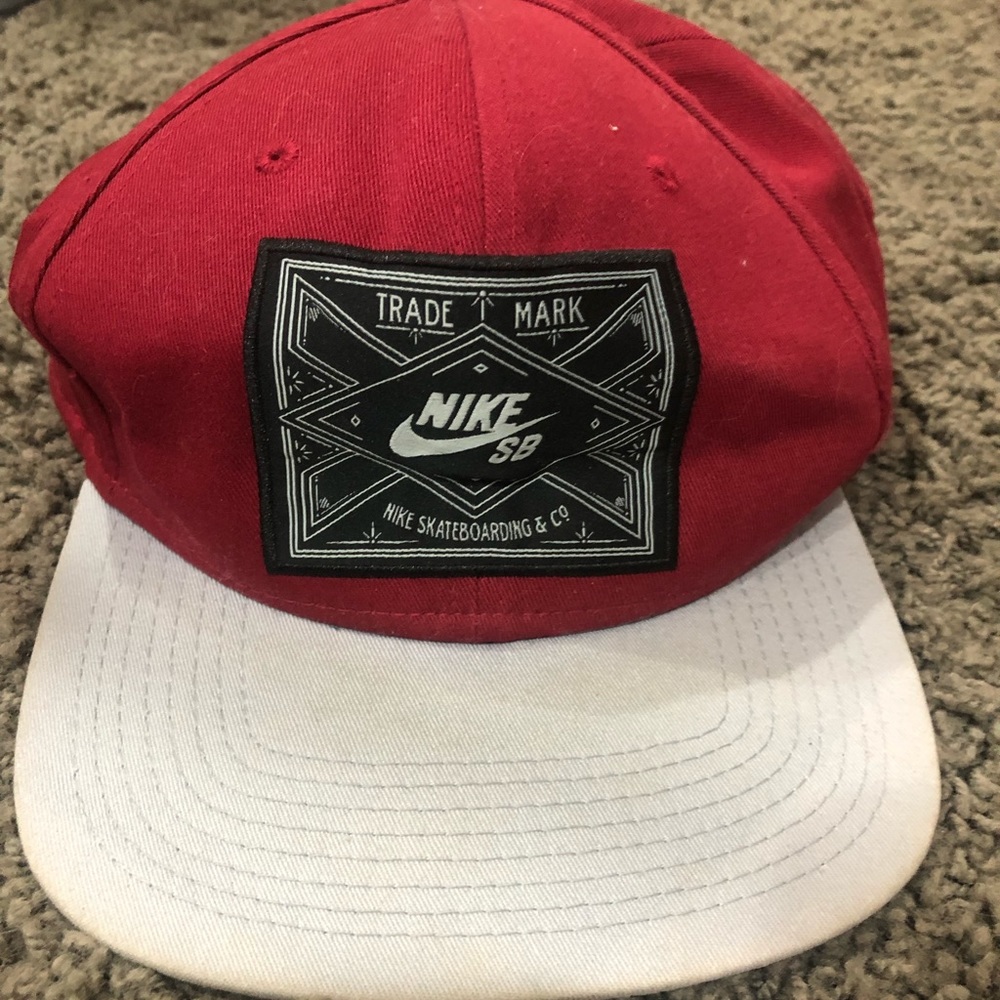 Nike Skateboarding Black and Red Fitted Hat